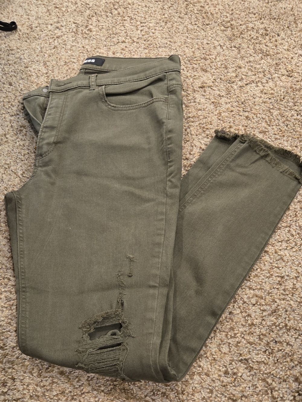 Women’s Olive Green Distressed Skinny Jeans
